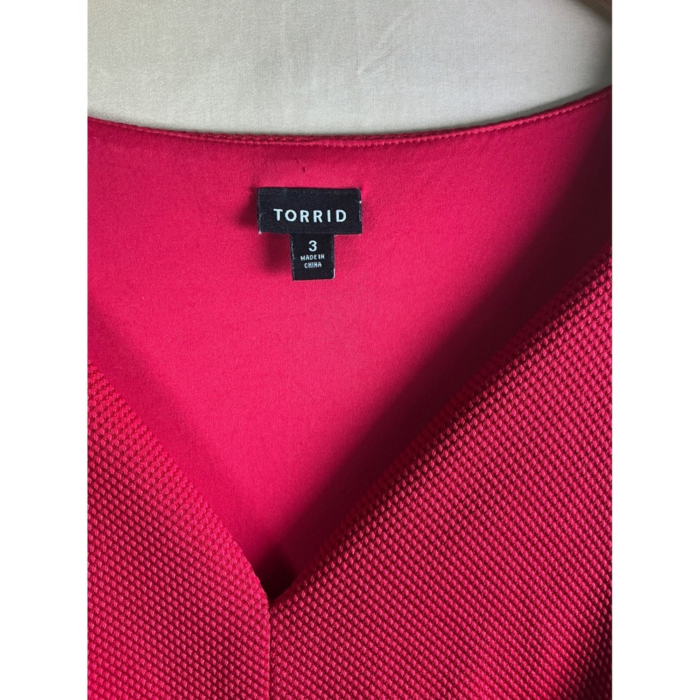 Torrid Red Textured Pique V-Neck Skater Dress Plus Size 3 Sleeveless Fit & Flare - Picture 3 of 8